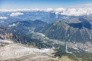 Fototapeta na wymiar Nice view on the Chamonix mountain valley, between the Alps, Chamonix Mont-Blan, Francev