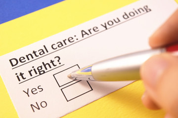 Obraz premium Dental care: Are you doing it right? Yes or no?