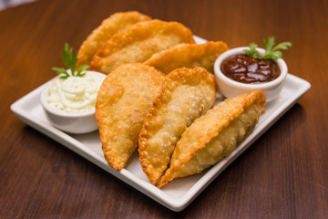 pastel de camarão