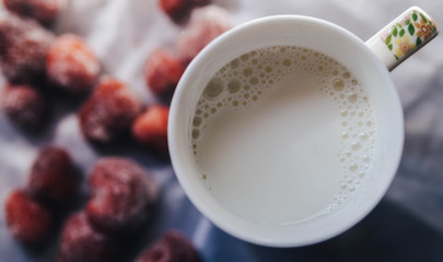 Obraz na płótnie Canvas cup of milk