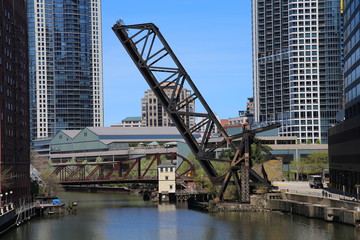 Kinzie street bridge chicago - 346705851