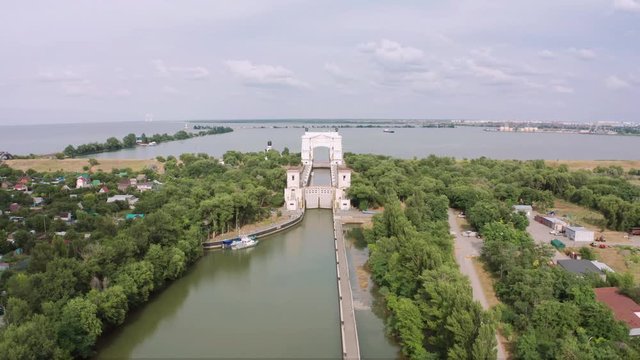 Gateway 14 of the Volgodonsk navigable channel. panoramic views of the shipping channel gateway from a height.