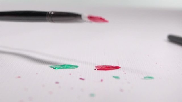 Paint brush falling in Slow Motion