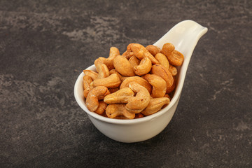 Cashew heap in the bowl