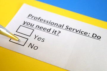 Obraz premium One person is answering question about professional service.