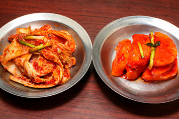 白菜キムチとカクテキ