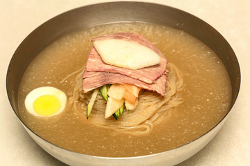 韓国料理、冷麺