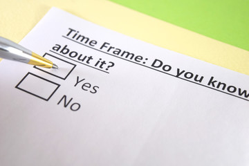 Obraz premium One person is answering question about time frame.