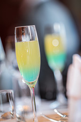 フルーツのシャンパンカクテル