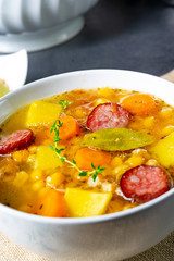 Hearty pea soup after grandmas rezept