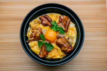 照り焼き地鶏の親子丼