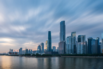 Obraz premium panoramę i pejzaż nowoczesnego miasta Guangzhou