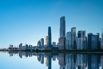 Fototapeta na wymiar skyline and cityscape of modern city Guangzhou 