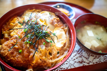 日本のカツ丼　和食イメージ
