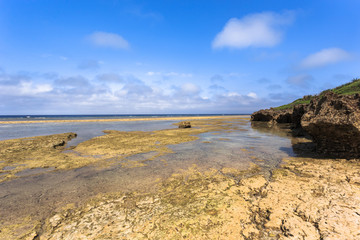 日本最南端、沖縄県波照間島・3月の海