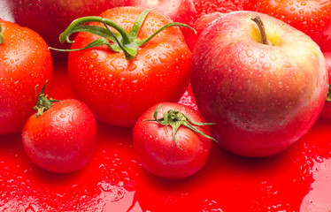 Red fruits, healthy fruits and with antioxidants