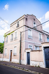 Fototapeta na wymiar Maison de ville dans la quartier de Montchat à Lyon