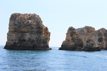 Paisajes de la zona de Algarve en Portugal