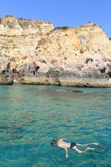 Paisajes de la zona de Algarve en Portugal