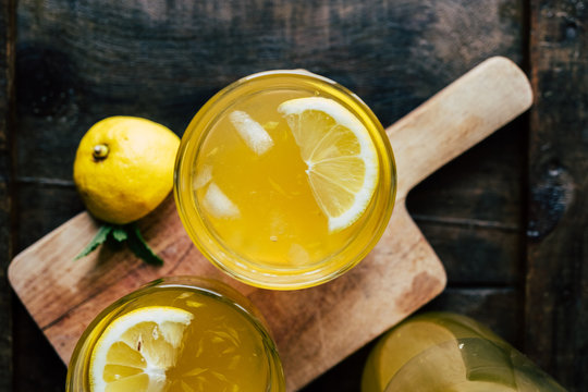 Citronnade fraiche fait maison - Boisson rafraichissante et hydratante