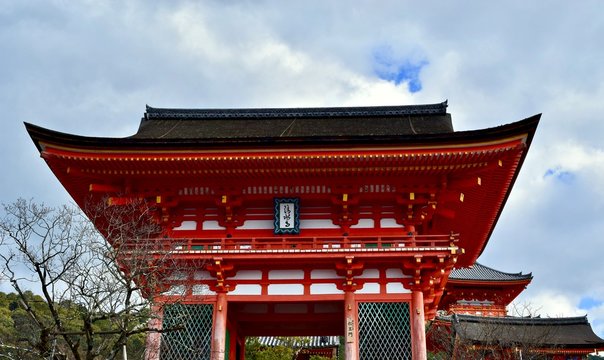 「清水寺仁王門」の写真素材 | 842件の無料イラスト画像 | Adobe Stock