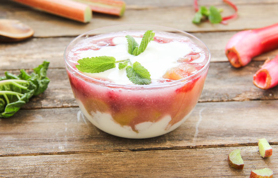 Rhabarber Kompott Rhabarberkompott Schichtdessert