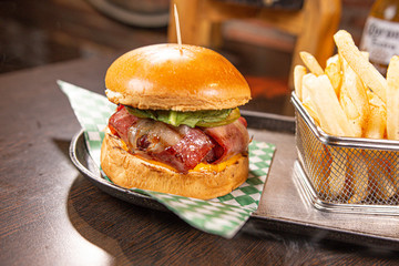 Hamburguesa con carne