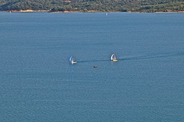 Voile sur le lac de Sainte-Croix