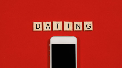 Dating Holzbuchstaben mit Handy Online Partnersuche