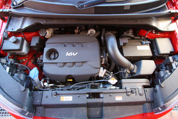 Vehicle engine with 16V badge