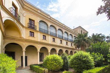 Fototapeta na wymiar Courtyard of the Real Alcazar Palace in Seville, Spain