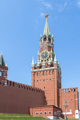 Fototapeta na wymiar Savior Tower at the Red Square in Moscow