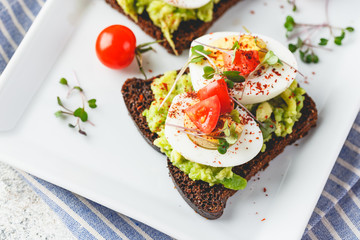 Toast with avocado and egg