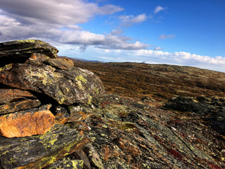 Soknedal - Mountain view with a cairn