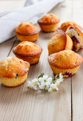 Muffins with black currants