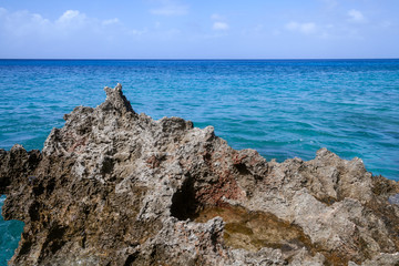 Mar de siete colores de la costa marítima de las Islas San Andrés