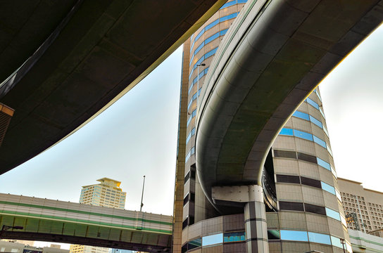 大阪　TKPゲートタワービル