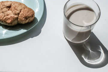 Croissant on a blue plate