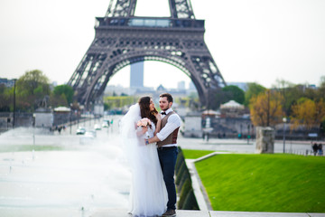 Couple in love in Paris, wedding photography