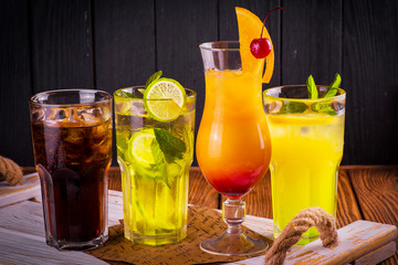 summer drinks, cocktails, mojito, cola, whiskey, bar, alcohol, alcoholic drinks, ice drinks, food, glasses with alcohol, cocktail sex on the beach, cocktail Pina Colada, Pina Colada, sex on the beach