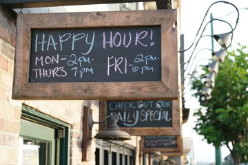 restaurant happy hour signs 