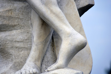 Fototapeta na wymiar Foot of a human, sculpture detail 