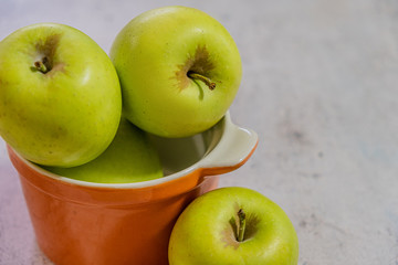 Green apples at home
