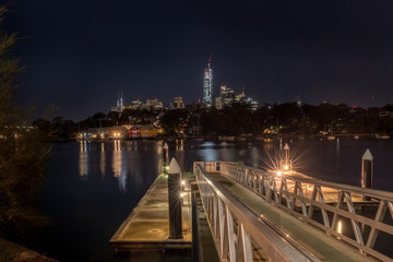Fototapeta na wymiar wharf at night