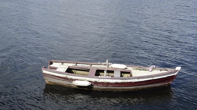 barca solitaria
