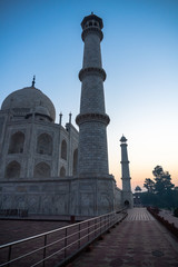 taj mahal at sunrise