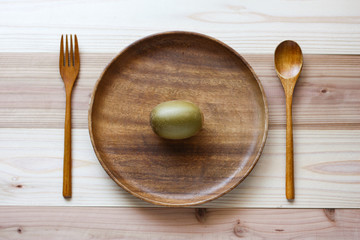 キウイの食事イメージ（ハイアングル）