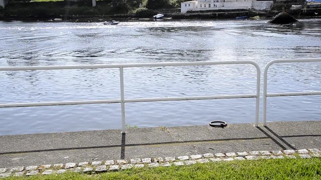 muelle amarre soleado general