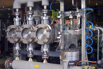 pressure components offshore platform