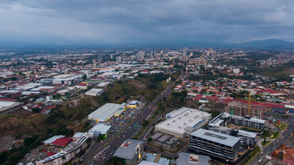 Naklejka premium Impressive aerial view of the city of San Jose with view to the Sabana park 